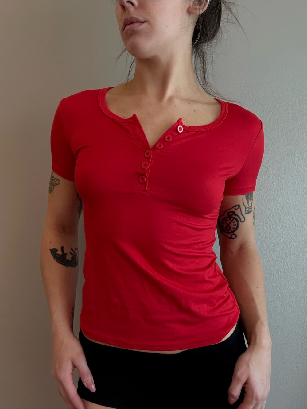 Women’s Short Sleeve Henley Tee in Red